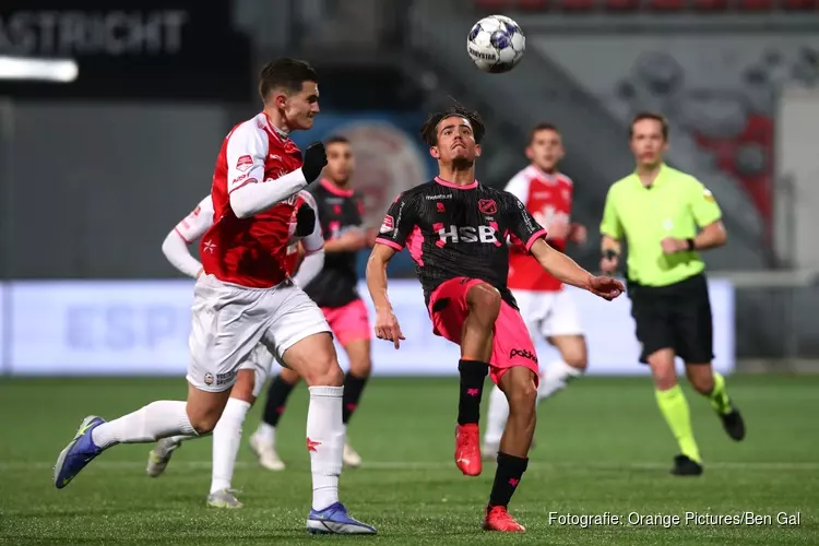 FC Volendam wint nipt van MVV en loopt verder uit