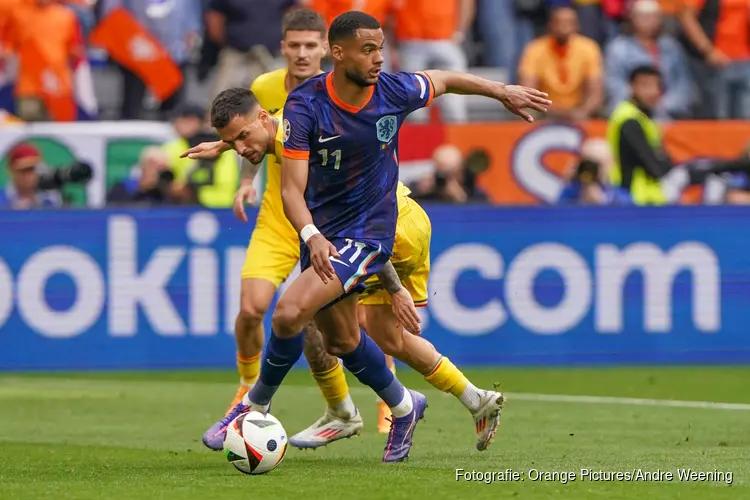 Oranje klopt Roemenië en staat in kwartfinale EK