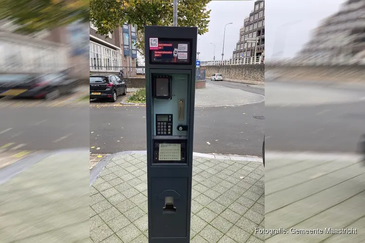 Waarschuwing voor stickers op parkeerautomaten